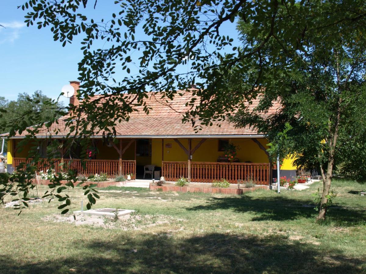 Szentkirály Camping Fantazia Tanya المظهر الخارجي الصورة